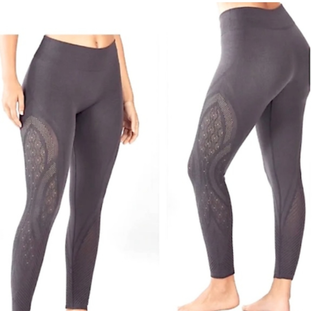 NWT ✨Fabletics Warp Knit Mid-rise Jaquard legging gray womens size L
